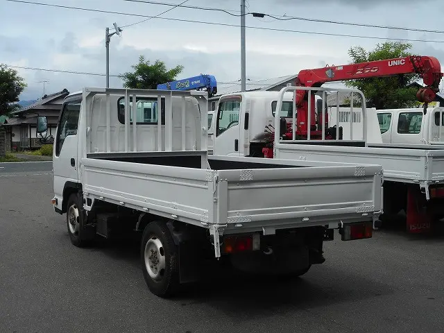いすゞ エルフ SKG-NHS85A(4WD)の写真8