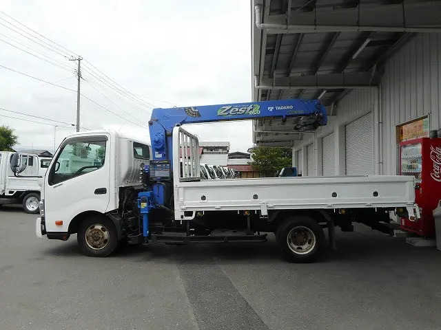 日野 デュトロ TKG-XZU775M(4WD)の写真5