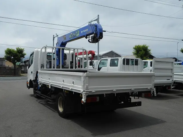 日野 デュトロ TKG-XZU775M(4WD)の写真8