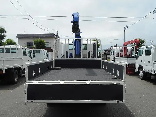 日野 デュトロ TKG-XZU775M(4WD)の写真9