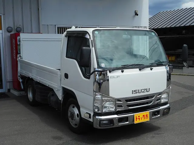 いすゞ エルフ TPG-NJS85A(4WD)の写真3