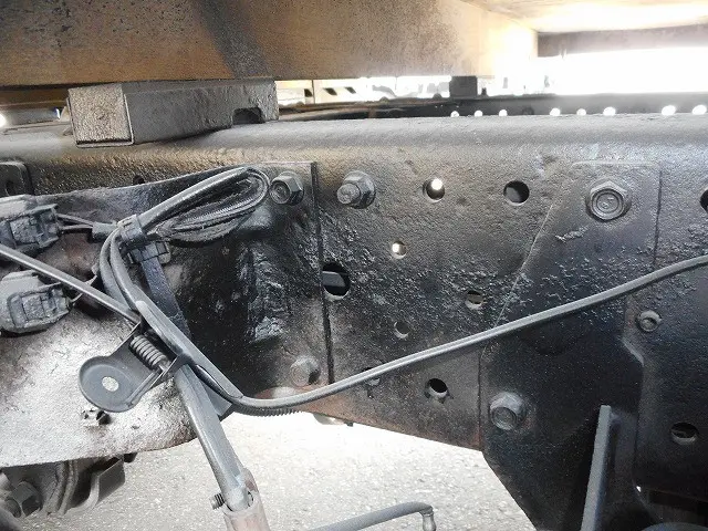いすゞ エルフ TPG-NJS85A(4WD)の写真20