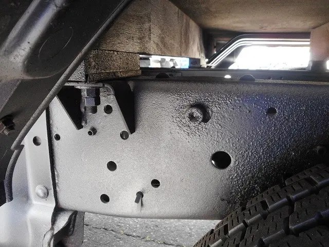 いすゞ エルフ TPG-NJS85A(4WD)の写真27
