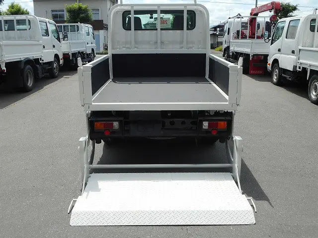 トヨタ ダイナ LDF-KDY281(4WD)の写真9