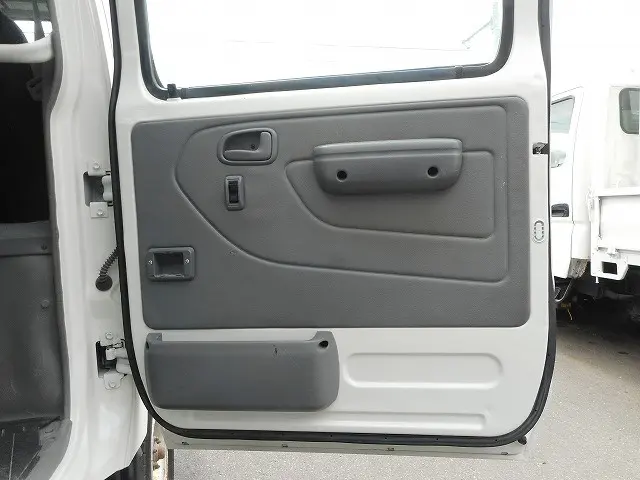 トヨタ ダイナ LDF-KDY281(4WD)の写真17