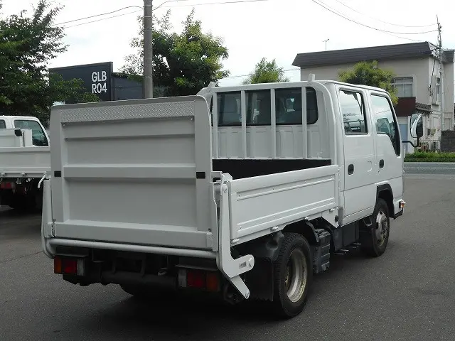 いすゞ エルフ TRG-LJS85A(4WD)の写真7