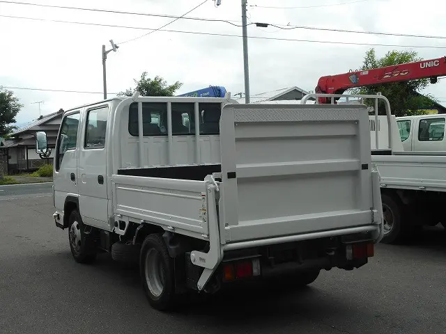 いすゞ エルフ TRG-LJS85A(4WD)の写真8