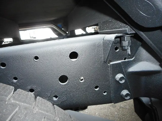 いすゞ エルフ TRG-LJS85A(4WD)の写真25