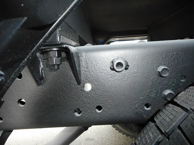 いすゞ エルフ TRG-LJS85A(4WD)の写真26