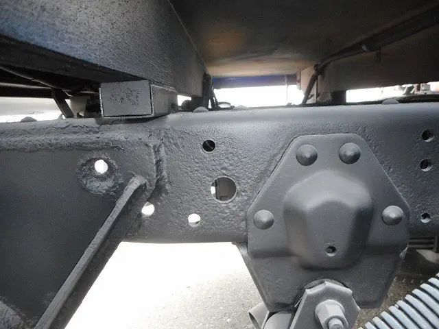 いすゞ エルフ TRG-LJS85A(4WD)の写真27