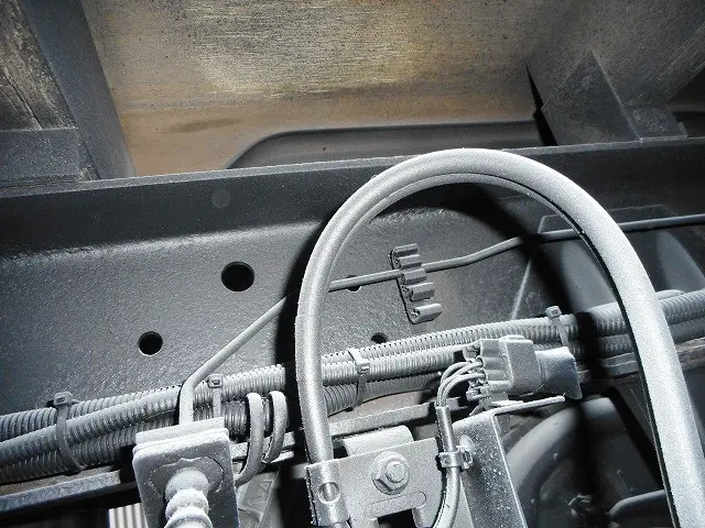 いすゞ エルフ TRG-LJS85A(4WD)の写真37