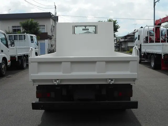 トヨタ ダイナ SKG-XZU675D(4WD)の写真6