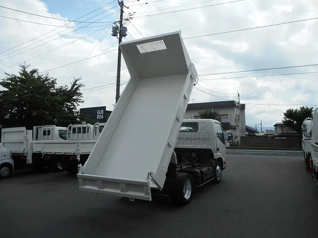 トヨタ ダイナ SKG-XZU675D(4WD)の写真10
