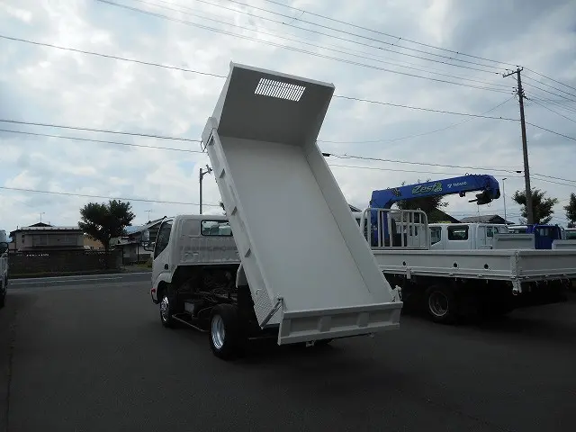 トヨタ ダイナ SKG-XZU675D(4WD)の写真11