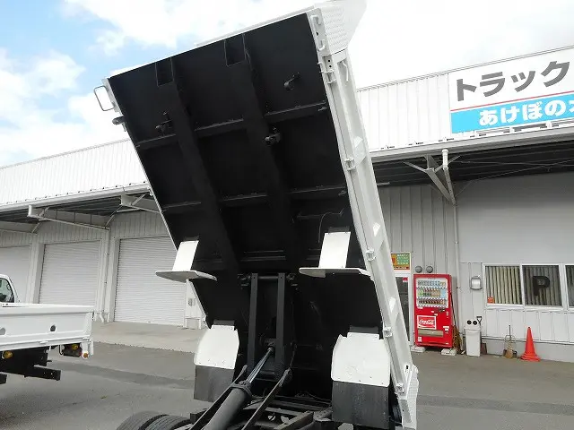 トヨタ ダイナ SKG-XZU675D(4WD)の写真12