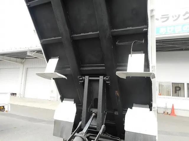 トヨタ ダイナ SKG-XZU675D(4WD)の写真14