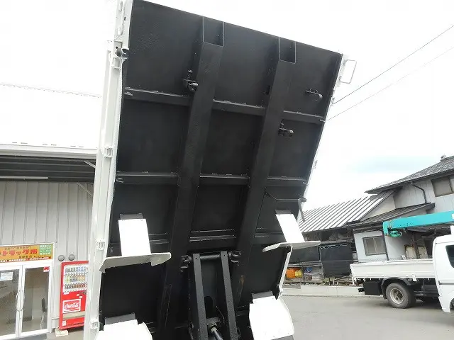 トヨタ ダイナ SKG-XZU675D(4WD)の写真15