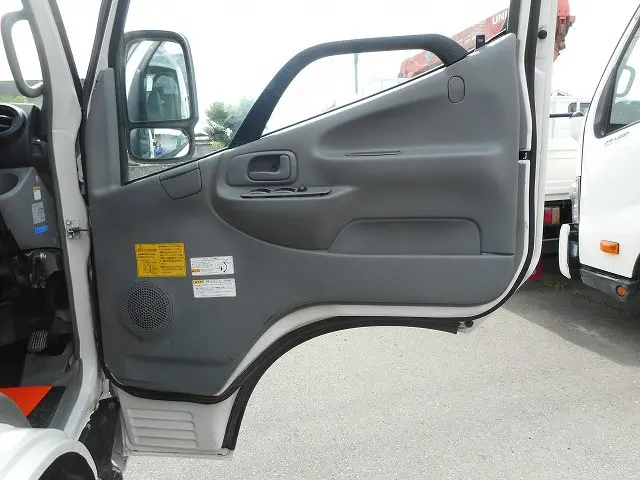 トヨタ ダイナ SKG-XZU675D(4WD)の写真18