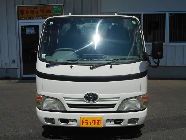 トヨタ ダイナ LDF-KDY281(4WD)の写真2