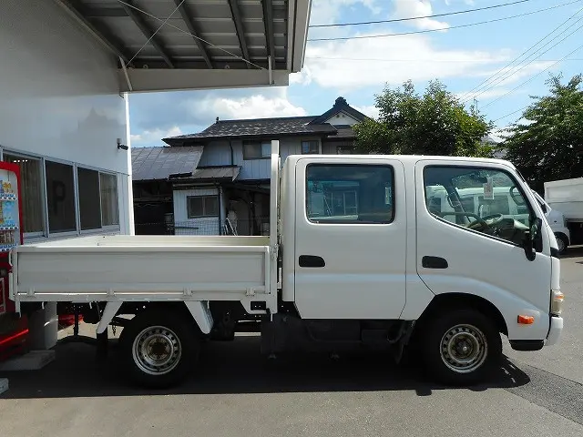 トヨタ ダイナ LDF-KDY281(4WD)の写真4