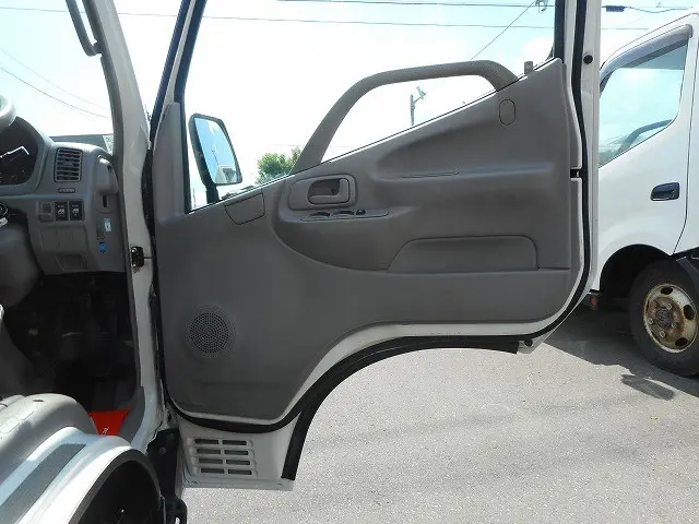 トヨタ ダイナ LDF-KDY281(4WD)の写真14