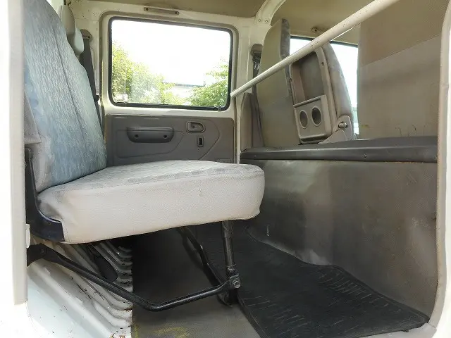 トヨタ ダイナ LDF-KDY281(4WD)の写真15