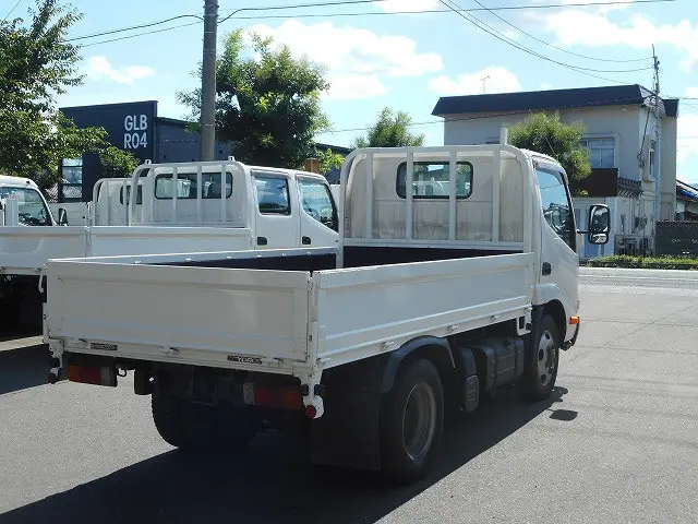 日野 デュトロ TKG-XZU675M(4WD)の写真7