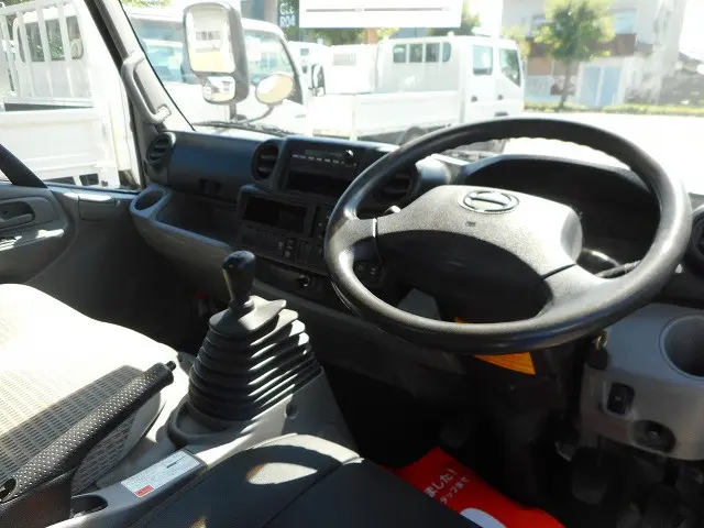 日野 デュトロ TKG-XZU675M(4WD)の写真11