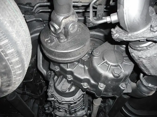 日野 デュトロ TKG-XZU675M(4WD)の写真30