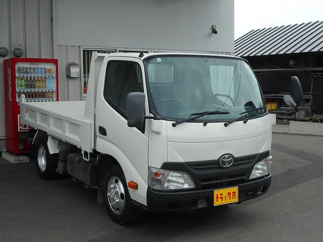 トヨタ ダイナ SKG-XZU675D(4WD)の写真3