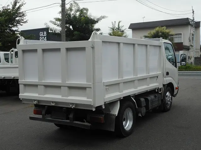 トヨタ ダイナ SKG-XZU675D(4WD)の写真7