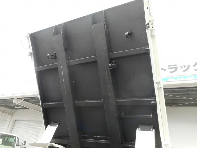 トヨタ ダイナ SKG-XZU675D(4WD)の写真13