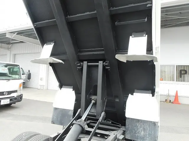 トヨタ ダイナ SKG-XZU675D(4WD)の写真14