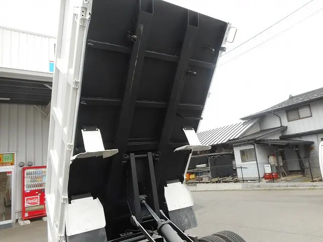 トヨタ ダイナ SKG-XZU675D(4WD)の写真17
