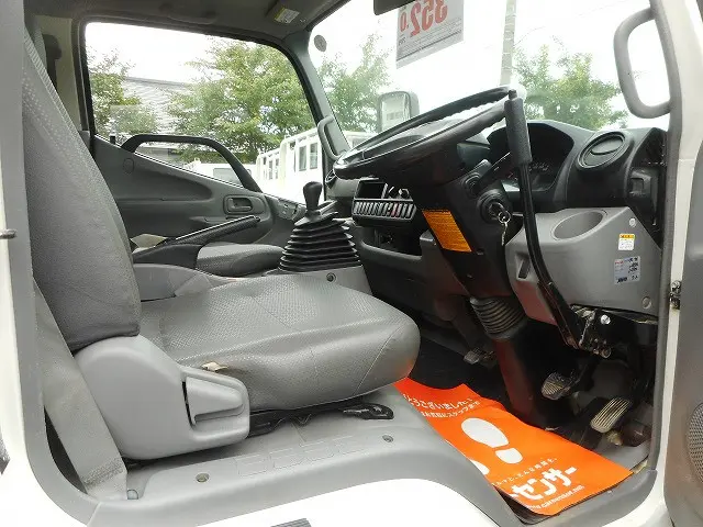 トヨタ ダイナ SKG-XZU675D(4WD)の写真19