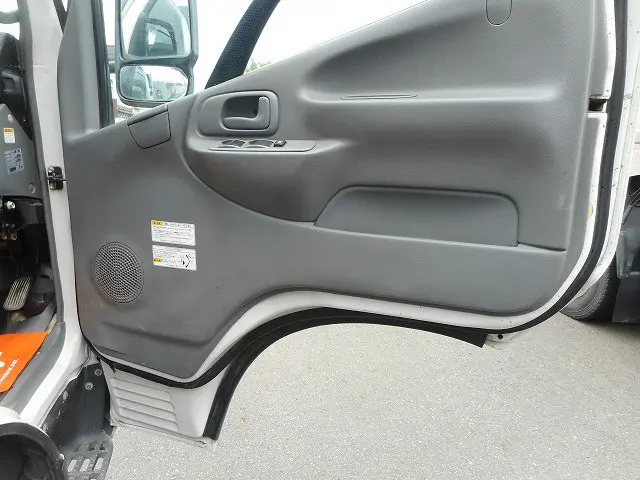 トヨタ ダイナ SKG-XZU675D(4WD)の写真20