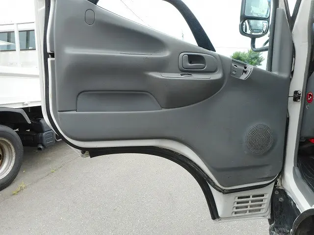 トヨタ ダイナ SKG-XZU675D(4WD)の写真21