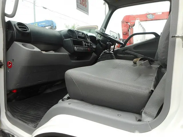 トヨタ ダイナ SKG-XZU675D(4WD)の写真22