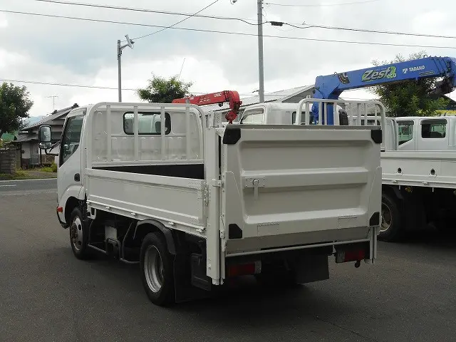 トヨタ ダイナ TKG-XZU675(4WD)の写真8