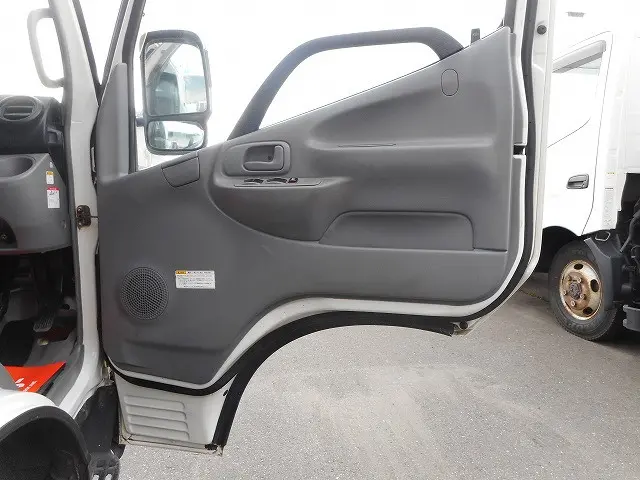 トヨタ ダイナ TKG-XZU675(4WD)の写真14