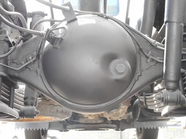 いすゞ エルフ PB-NKS81AN(4WD)の写真22