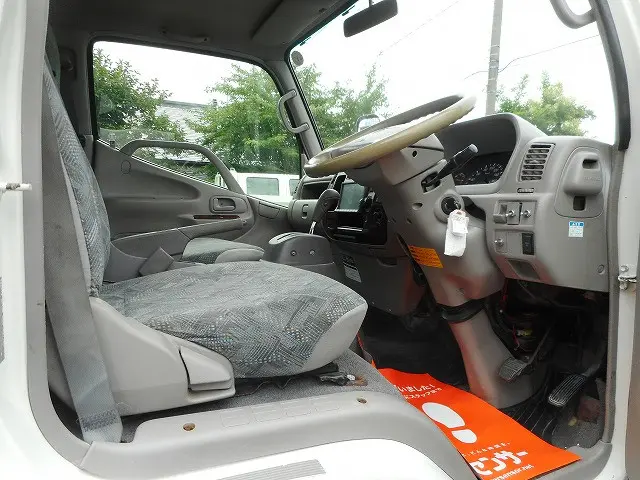 トヨタ ダイナ LDF-KDY281(4WD)の写真12