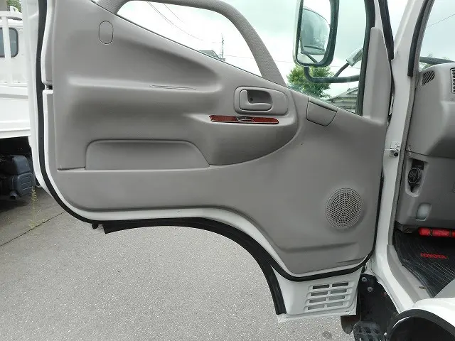 トヨタ ダイナ LDF-KDY281(4WD)の写真16