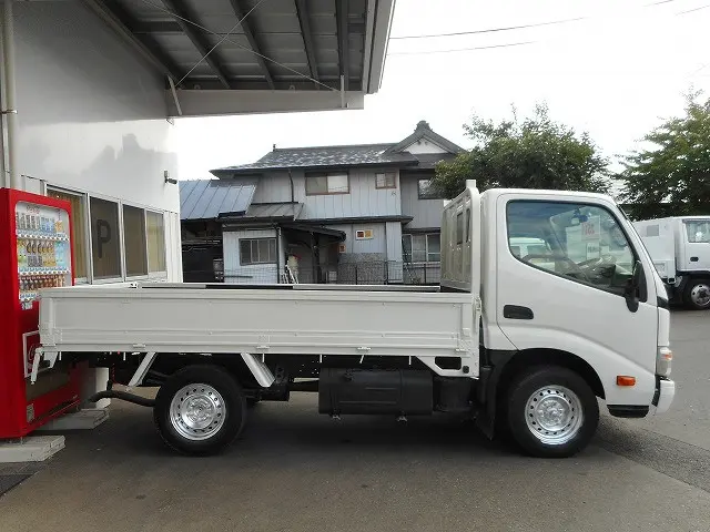 トヨタ ダイナ LDF-KDY281(4WD)の写真4