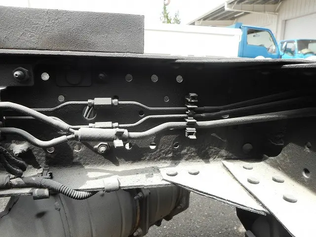 いすゞ エルフ TKG-NKS85AN(4WD)の写真38