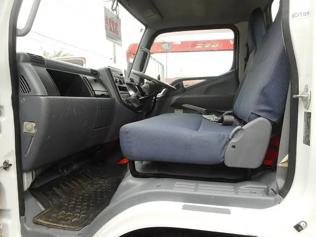 三菱 キャンター PDG-FG70DD(4WD)の写真20
