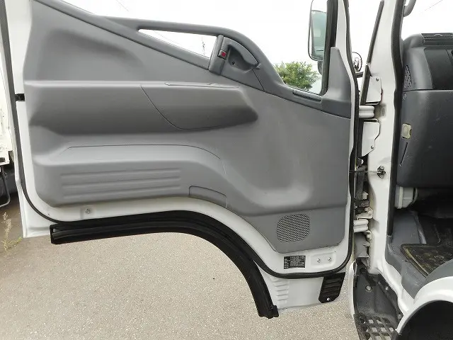 三菱 キャンター PDG-FG70DD(4WD)の写真21