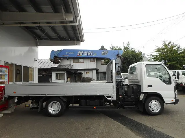 いすゞ エルフ PB-NPS81AR(4WD)の写真4