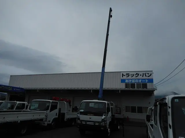 いすゞ エルフ PB-NPS81AR(4WD)の写真21