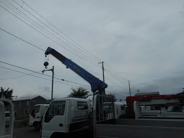 いすゞ エルフ PB-NPS81AR(4WD)の写真23